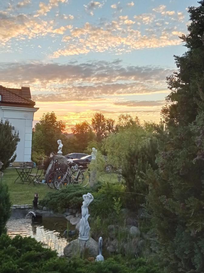 Bed and Breakfast Pensjonat Blekitny Aniol Kiersztanowo Exterior foto