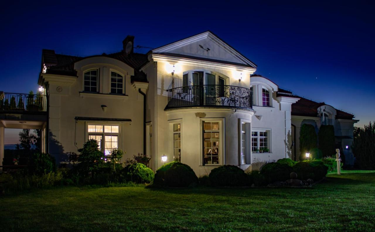 Bed and Breakfast Pensjonat Blekitny Aniol Kiersztanowo Exterior foto