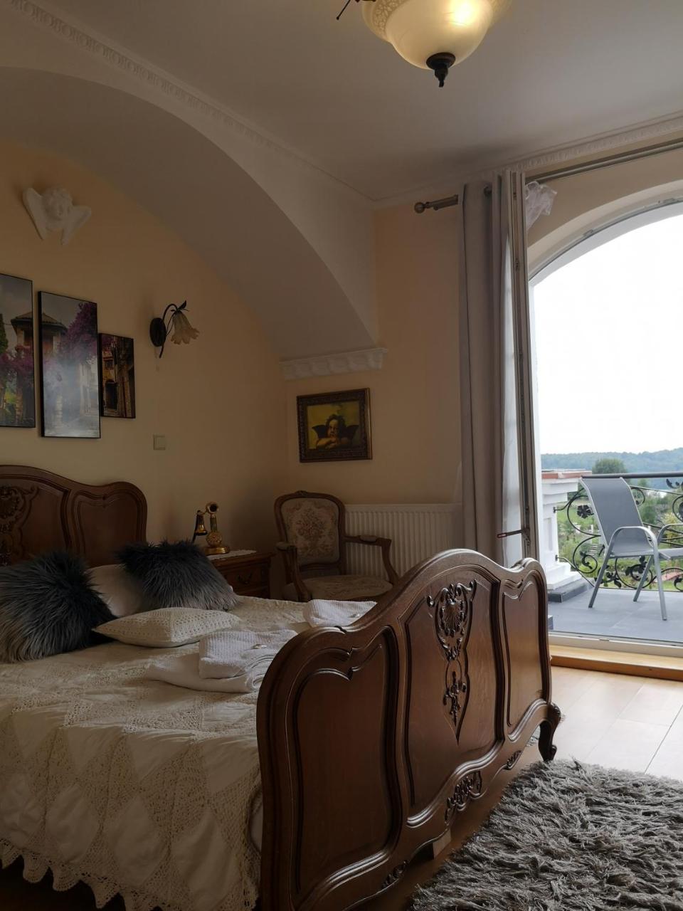 Bed and Breakfast Pensjonat Blekitny Aniol Kiersztanowo Exterior foto