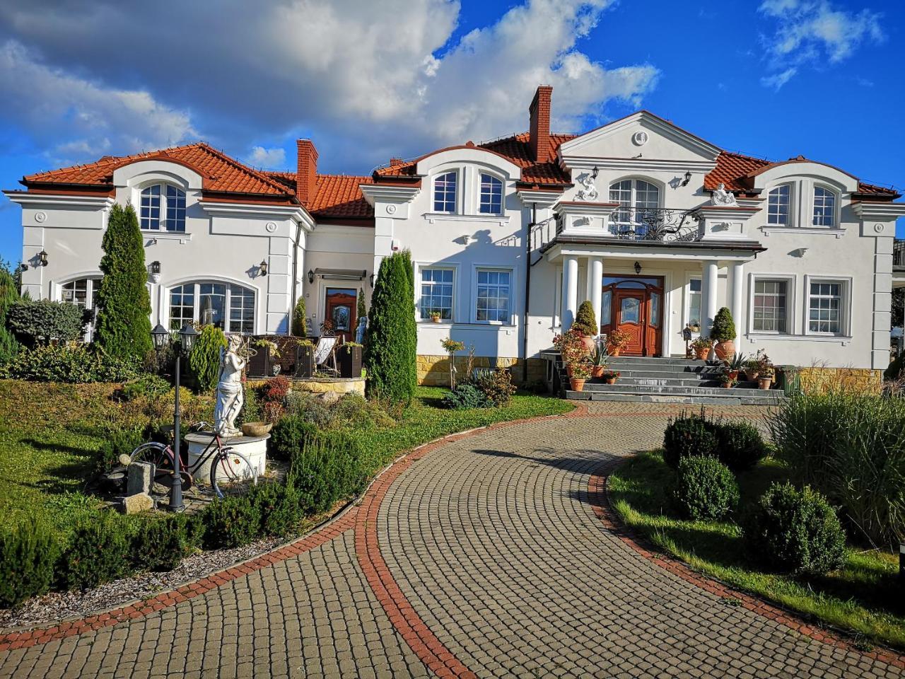 Bed and Breakfast Pensjonat Blekitny Aniol Kiersztanowo Exterior foto
