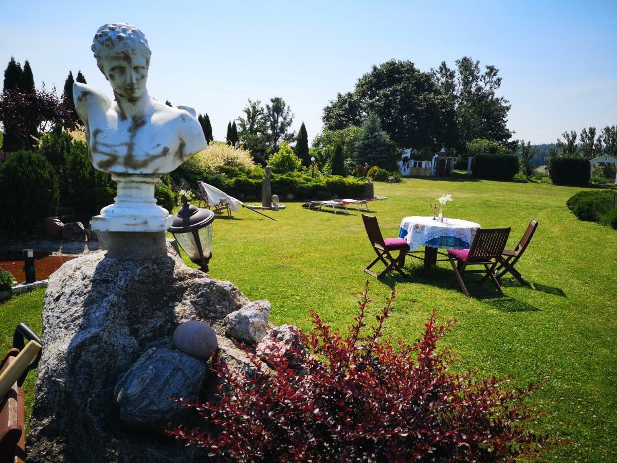 Bed and Breakfast Pensjonat Blekitny Aniol Kiersztanowo Exterior foto